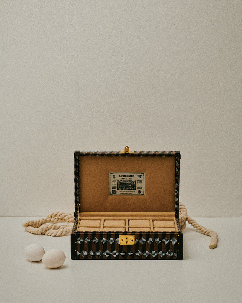 Watch Trunk
