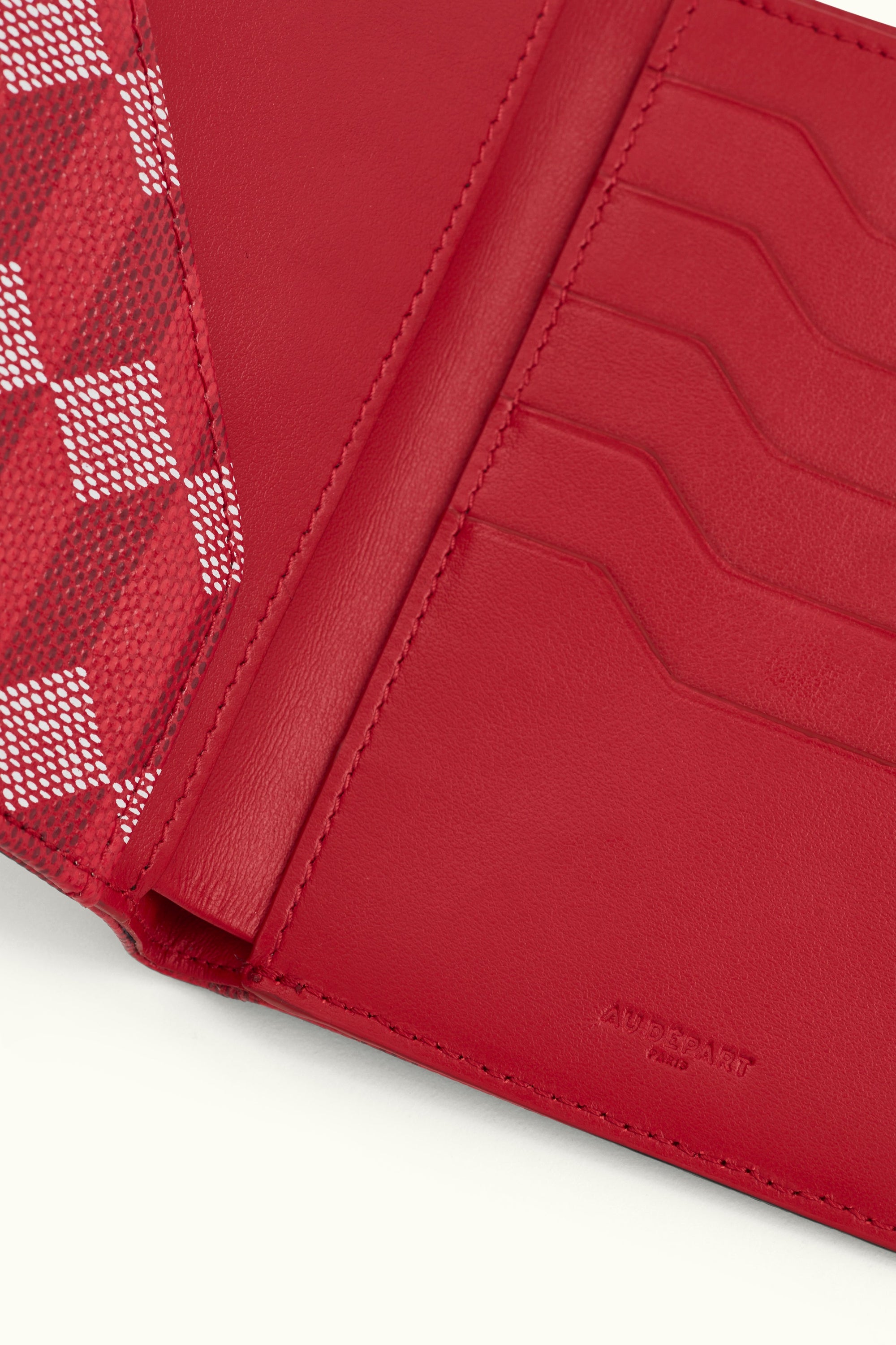 Le Porte-Passeport Coated Canvas Red